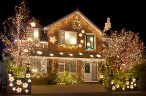 Prepare Your NJ Lawn and Landscape for Holiday Decorations and Lights