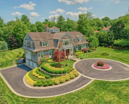 Why You Need Landscape Management For Large Properties
